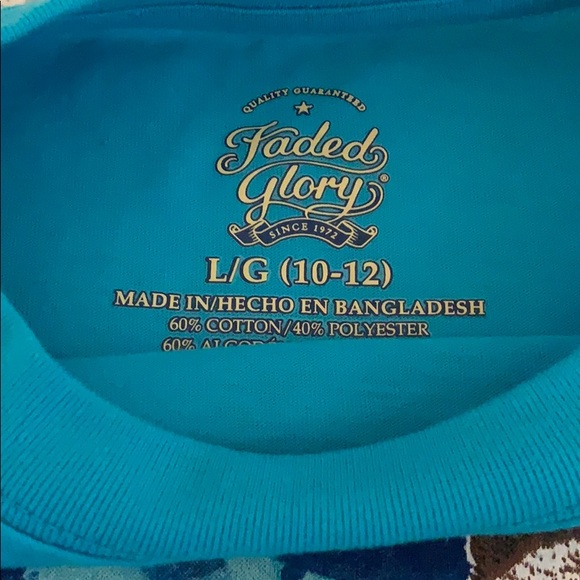 New size 10-12 kids top - Picture 3 of 3